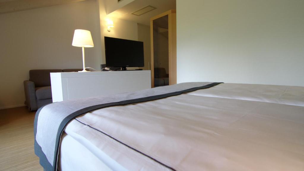 Hotel Bavaria Levico Terme Phòng bức ảnh