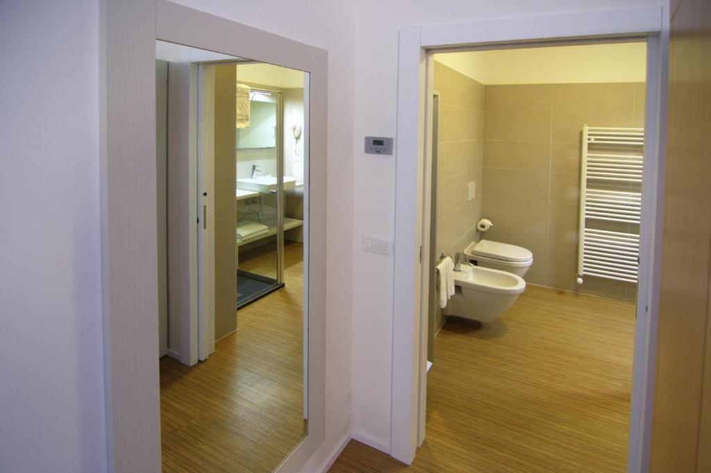 Hotel Bavaria Levico Terme Ngoại thất bức ảnh