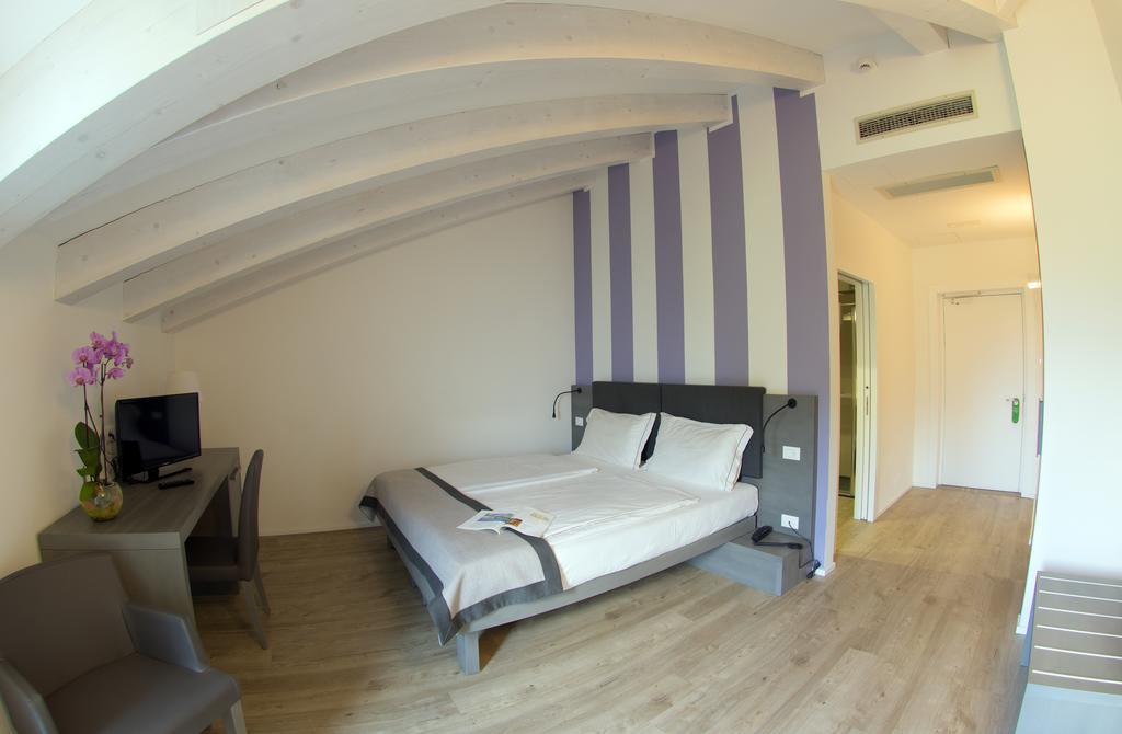 Hotel Bavaria Levico Terme Ngoại thất bức ảnh